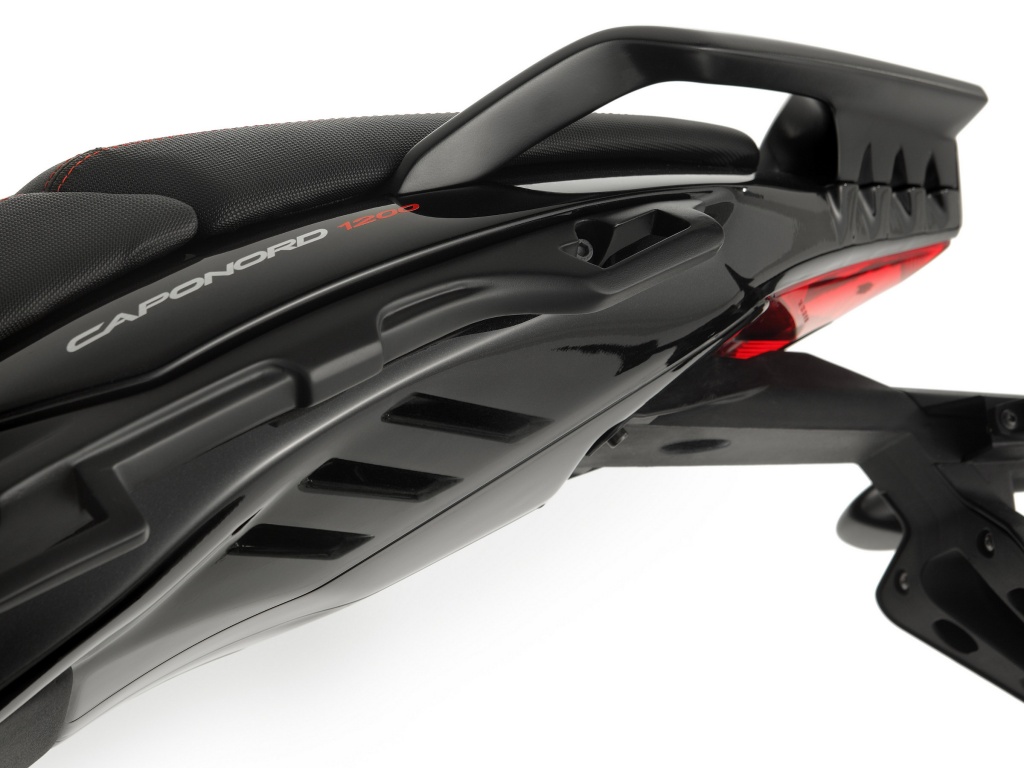 Фото мотоцикла Aprilia Caponord 1200 ABS