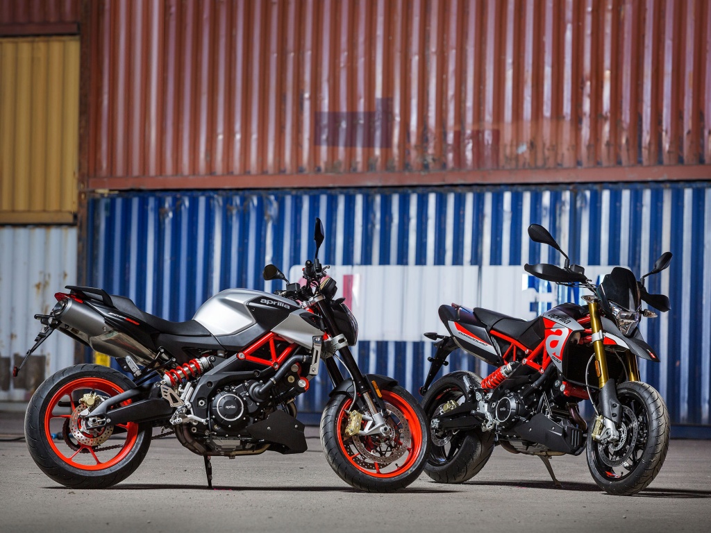 Фото мотоцикла Aprilia Dorsoduro 900